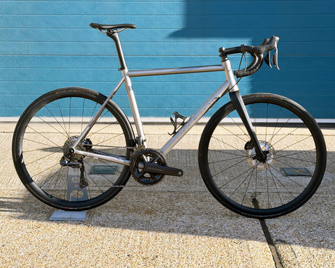 Evoke Titanium Road Bike | Size 56cm, Ultegra Di2