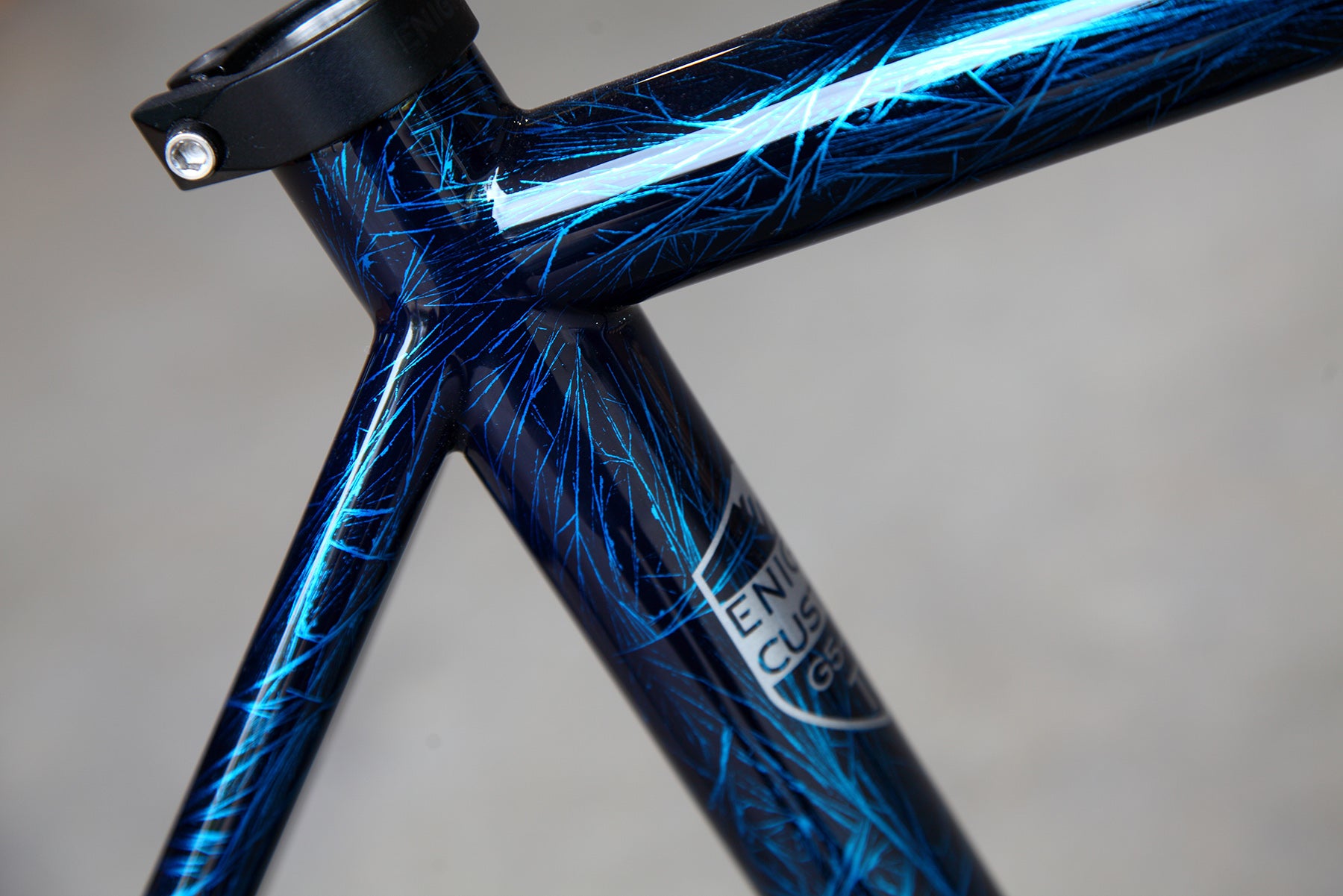 Gravel disc frameset outlet