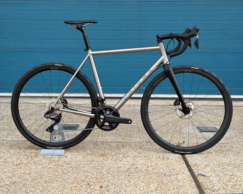 Elan Titanium Road Bike | Size 56cm